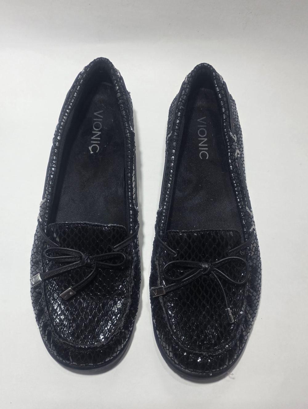 Vionic Black Snake Embossed Loafers Slip On Flats Women Size 8 Comfort